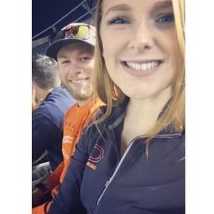 Meet your Posher, Megan